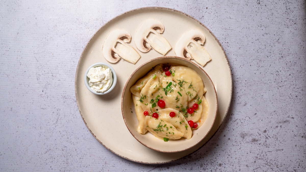 Vareniki with Potatoes & Mushrooms